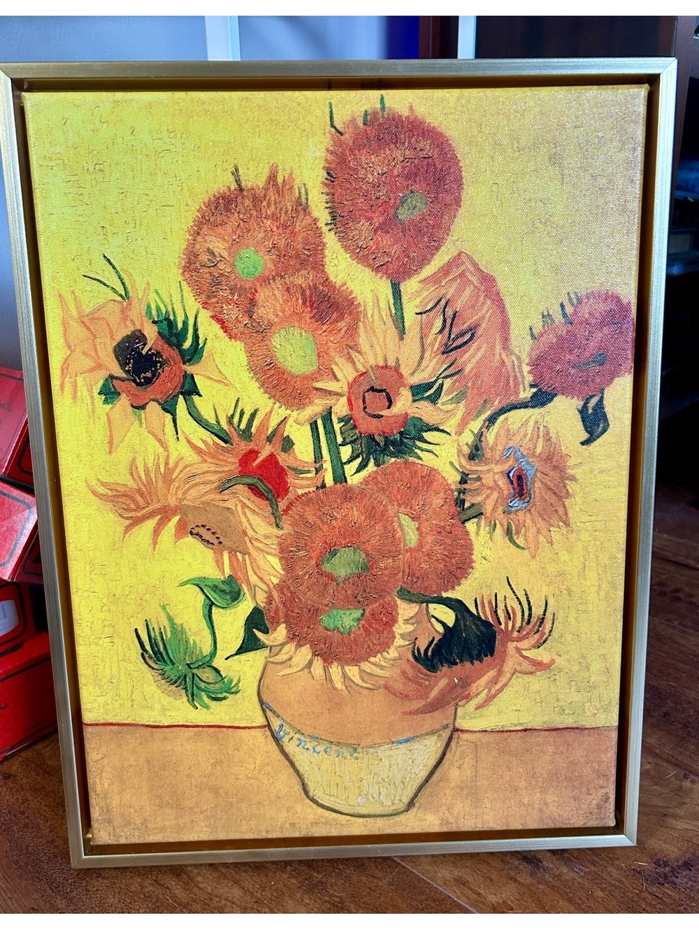 Vintage Floral Wall Art Painting in Gold Frame